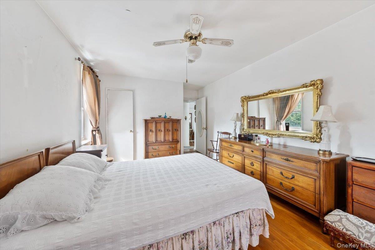 4265 Webster Avenue, Unit 7C photo 18