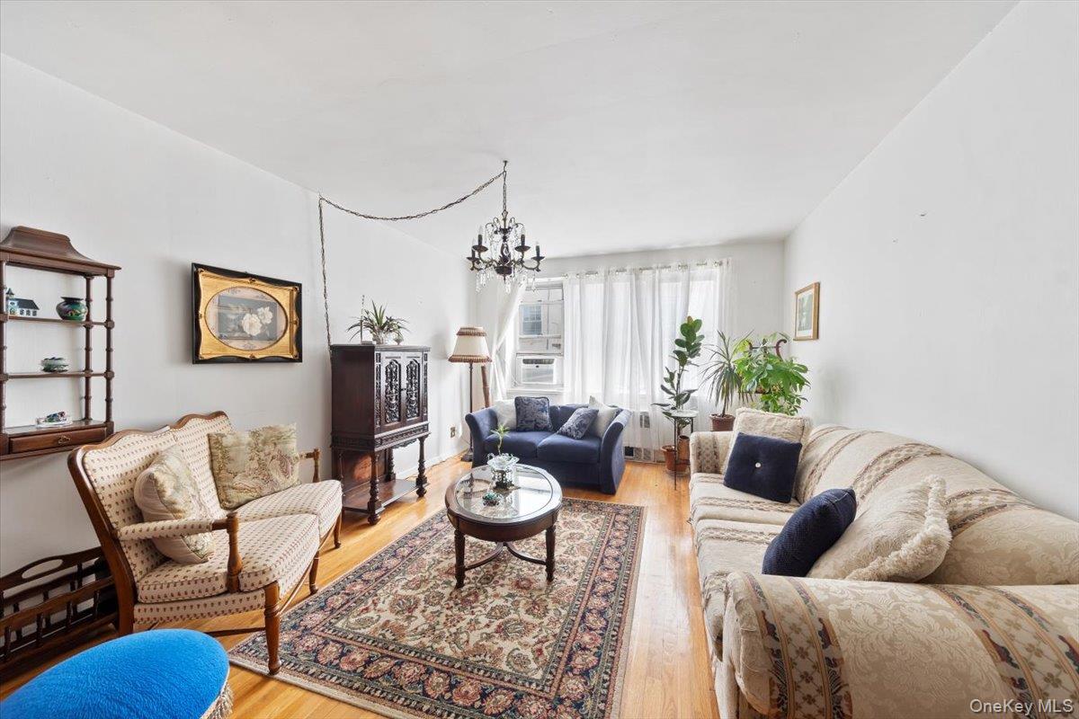 4265 Webster Avenue, Unit 7C photo 7