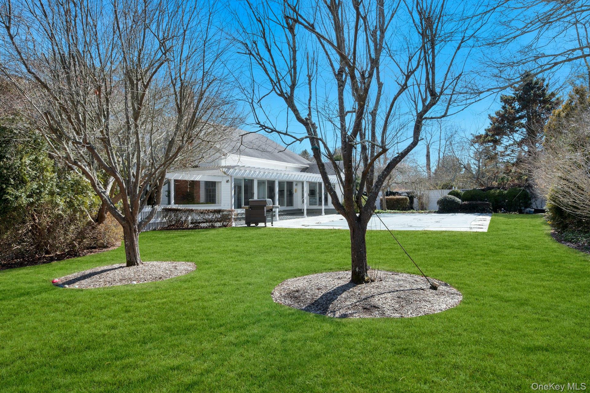 94 S Country Road – For Rent photo 39