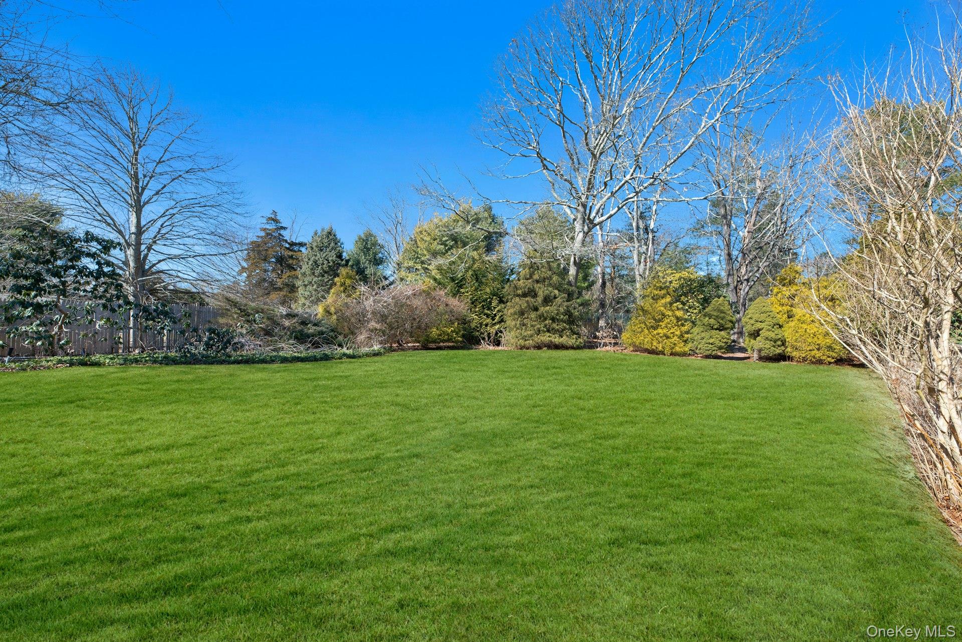 94 S Country Road – For Rent photo 19