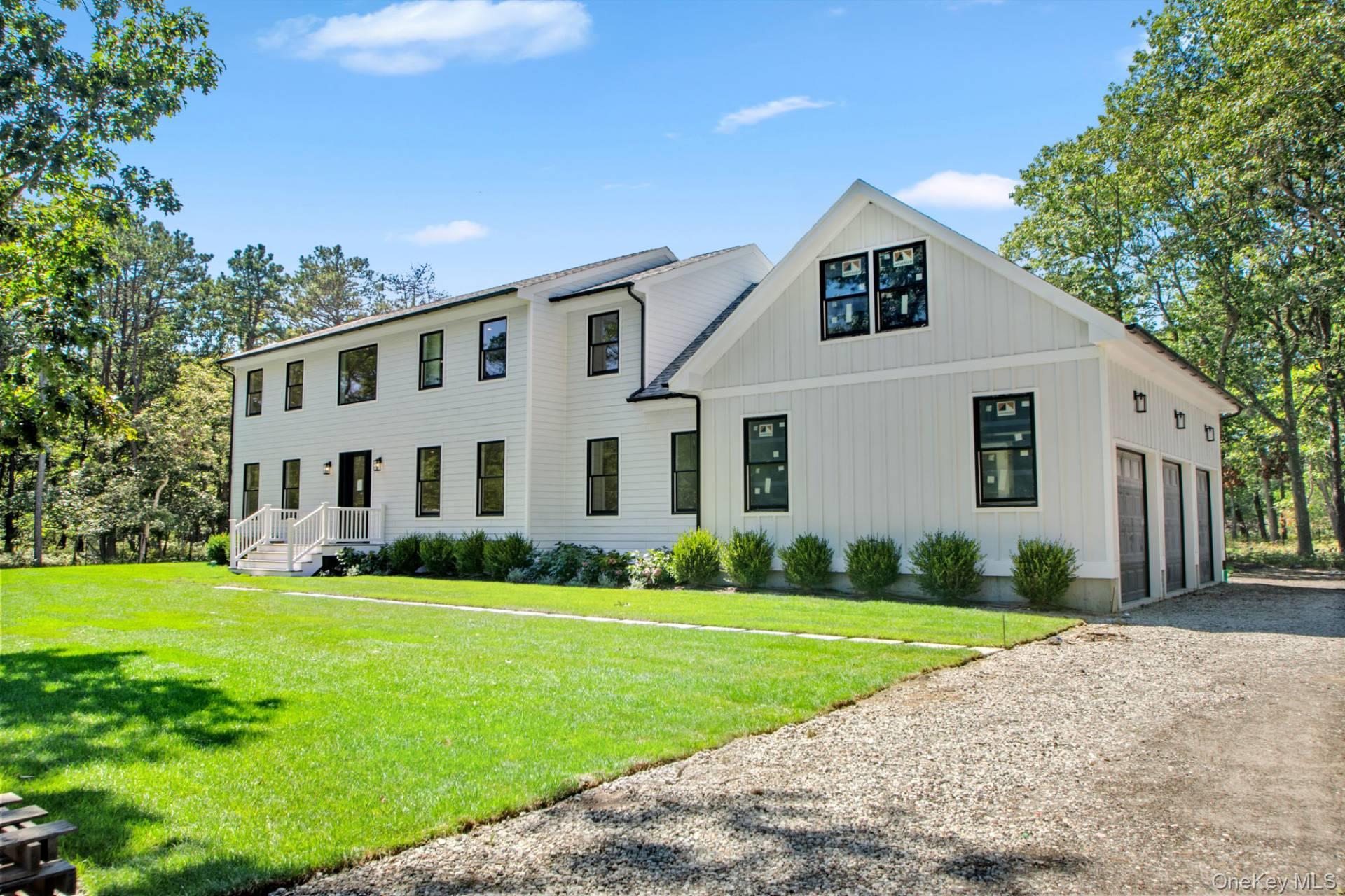 95 N Summit Boulevard – For Sale