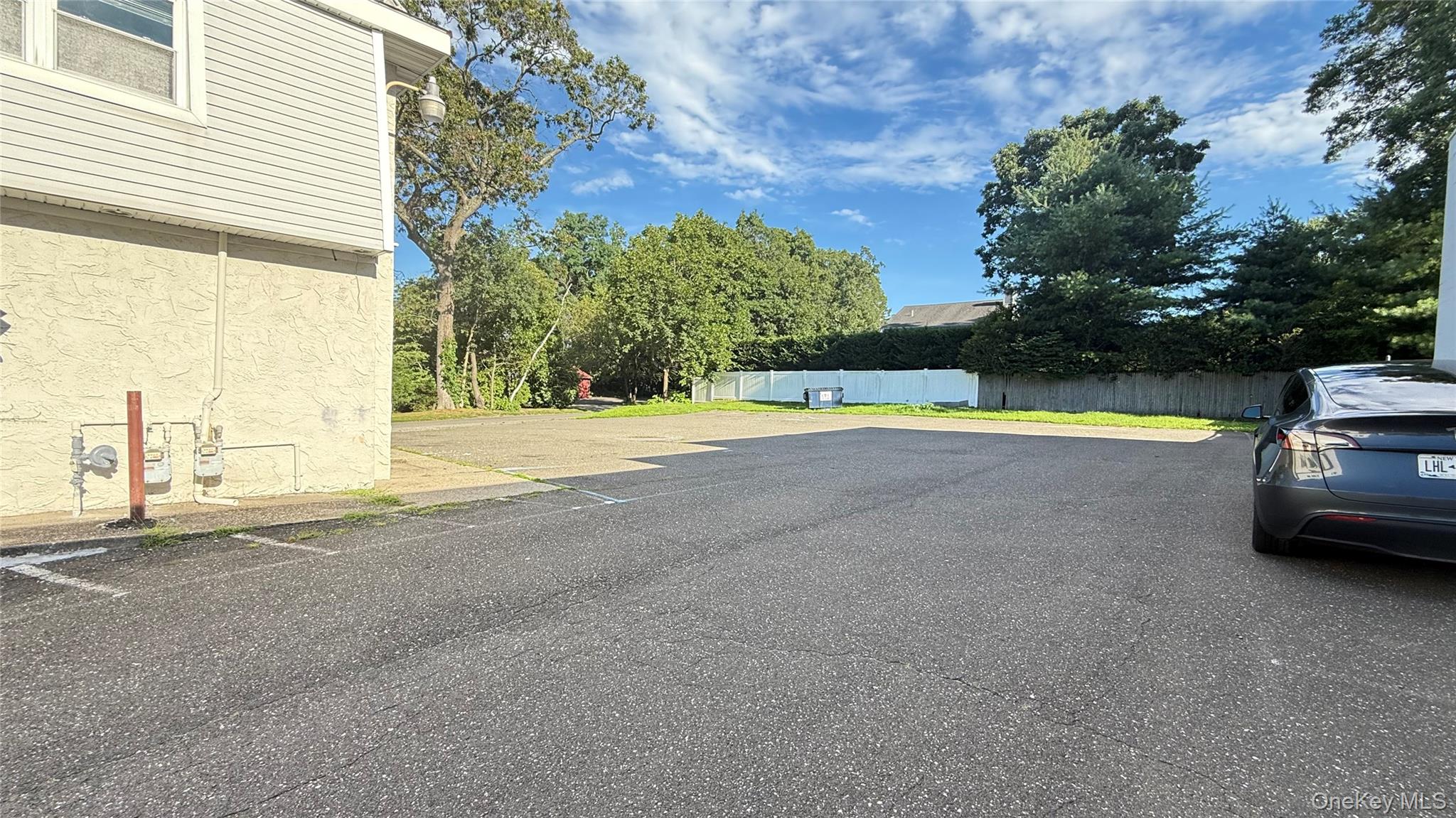 2570 Middle Country Road – For Rent photo 3