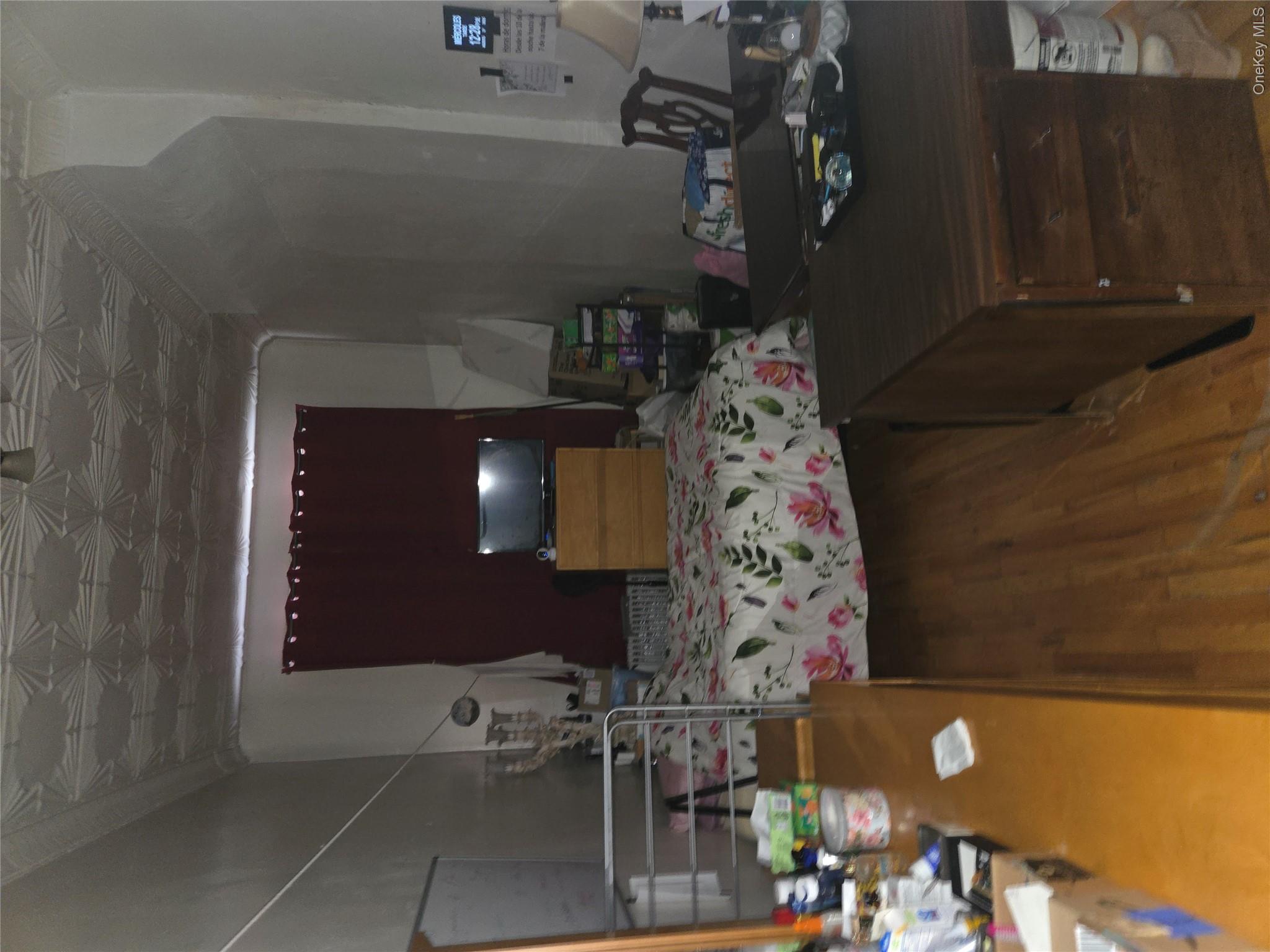 1530 Gates Avenue – For Sale photo 7