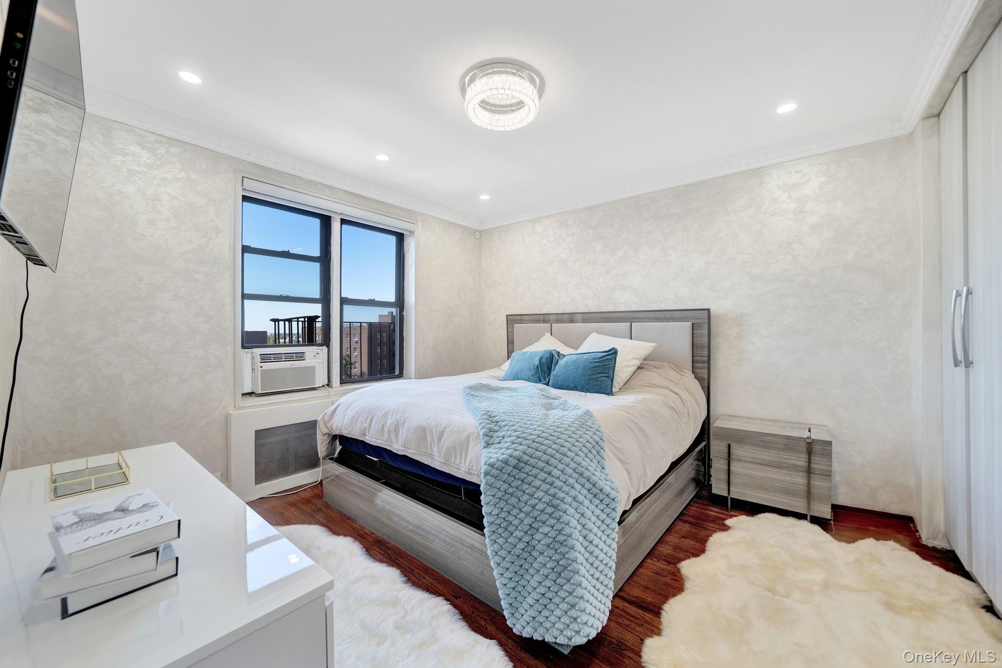 139-21 85th Drive, Unit 5B photo 17