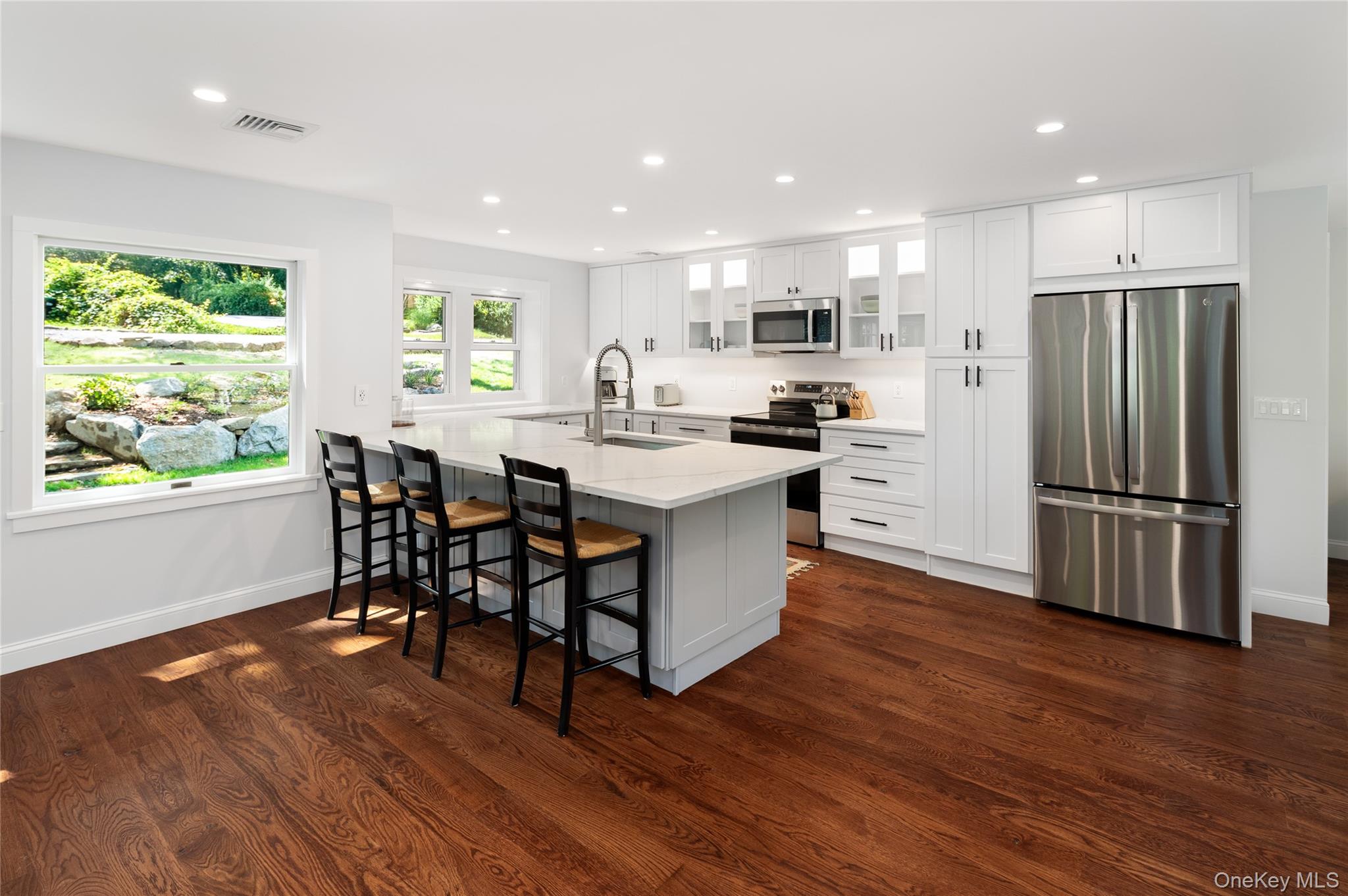 9 S Shore Drive – For Rent photo 6