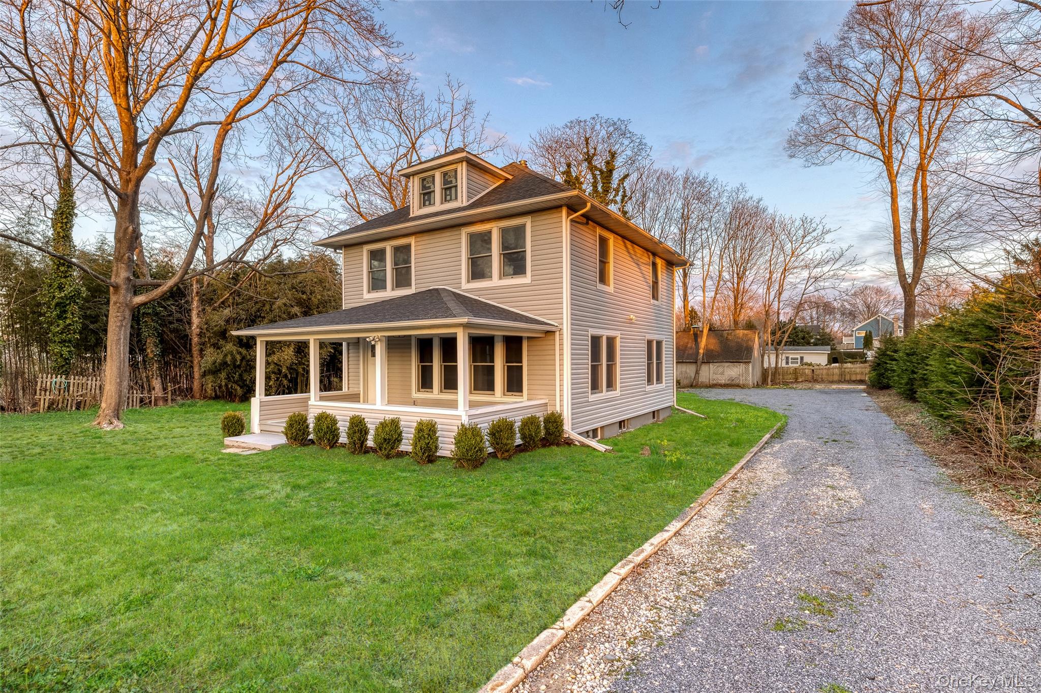 30170 Main Road – For Sale