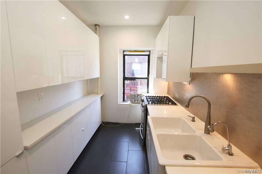 43-33 48 Street, Unit 6D photo 8