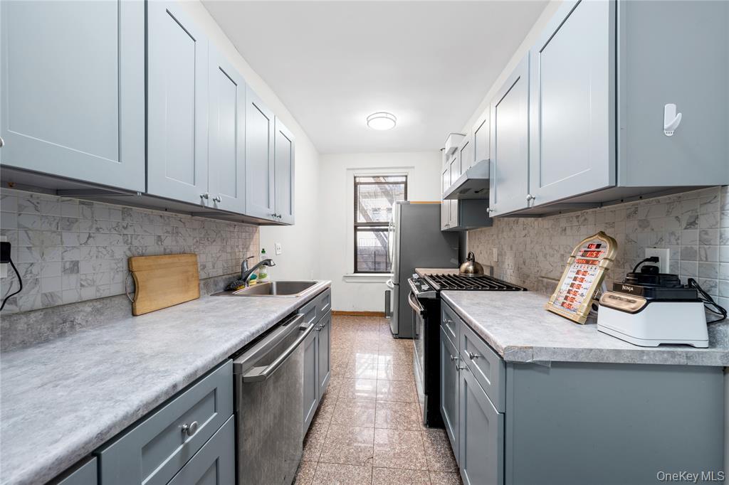 4333 48th Street, Unit 3B photo 2