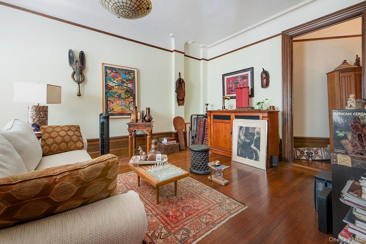 800 Riverside Drive, Unit 1G photo 4