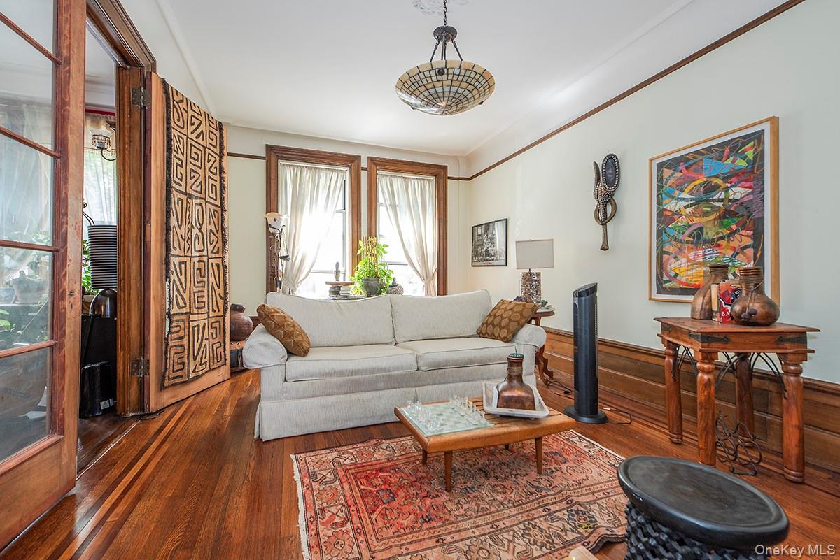 800 Riverside Drive, Unit 1G photo 5