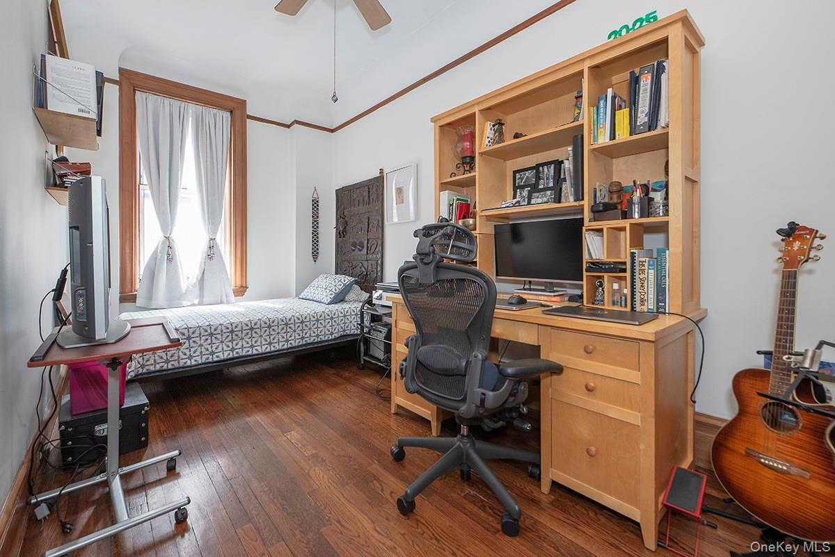 800 Riverside Drive, Unit 1G photo 11