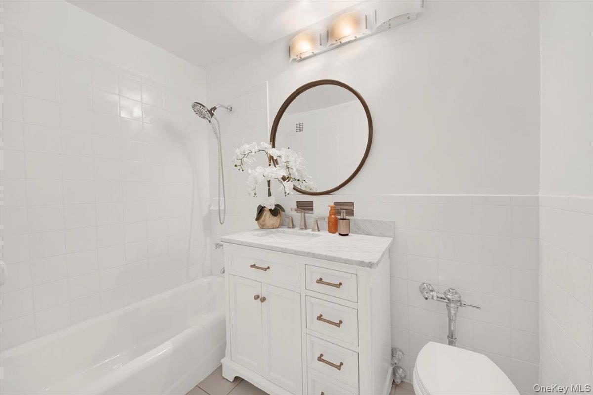 1 Balint Drive, Unit 366 photo 15