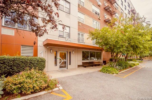 1 Balint Drive, Unit 366