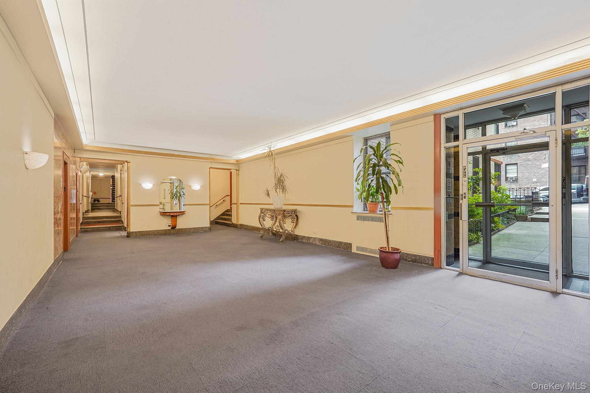 860 Grand Concourse Ave, Unit 2R photo 2
