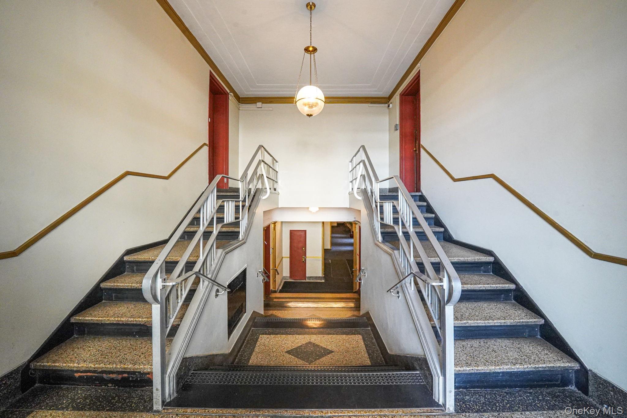 860 Grand Concourse Ave, Unit 2R photo 5