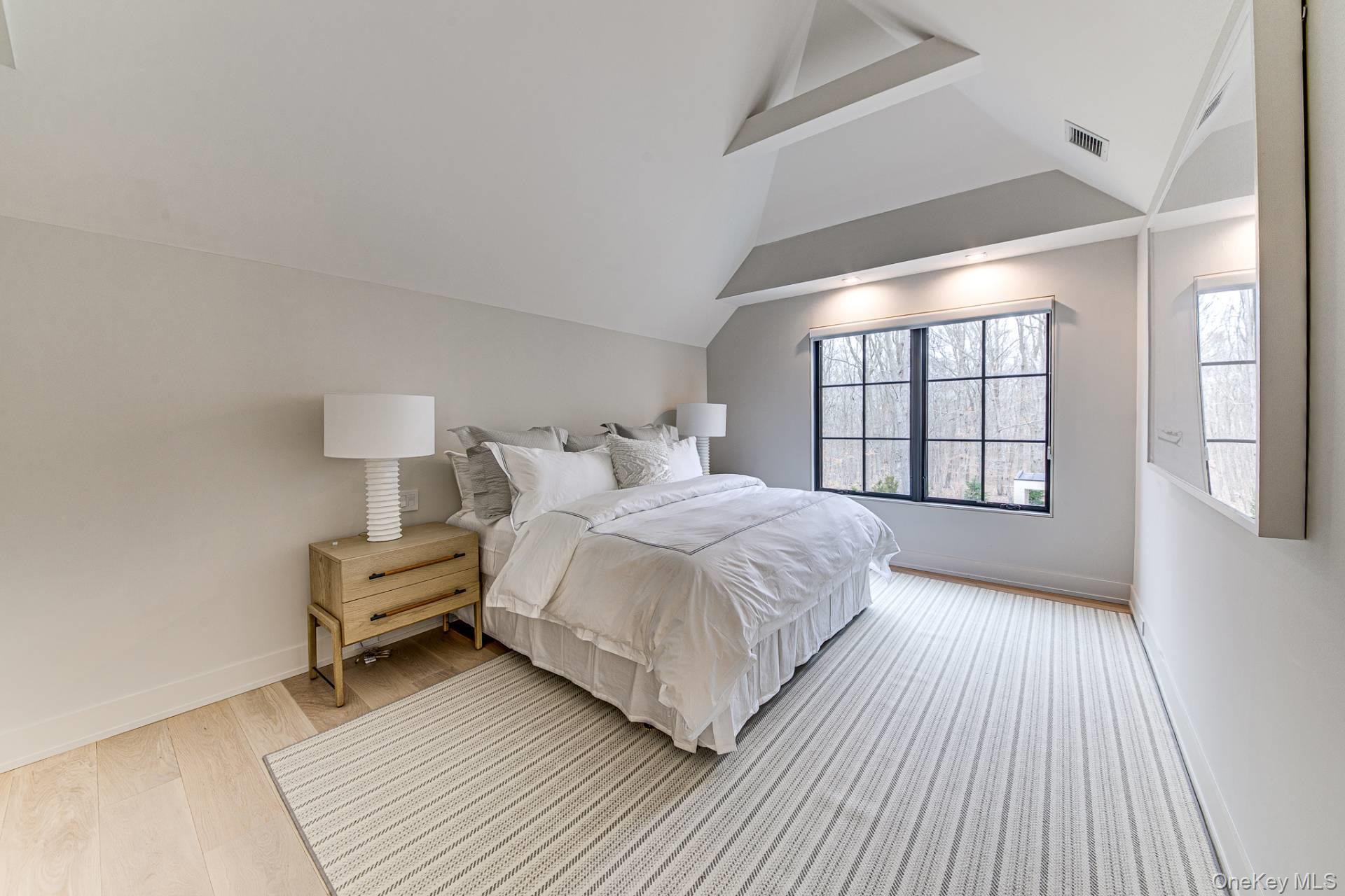 40 Lincoln Street – For Rent photo 16