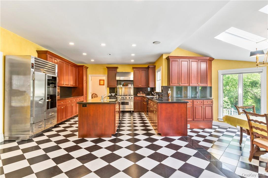 6 Love Lane – For Sale photo 11