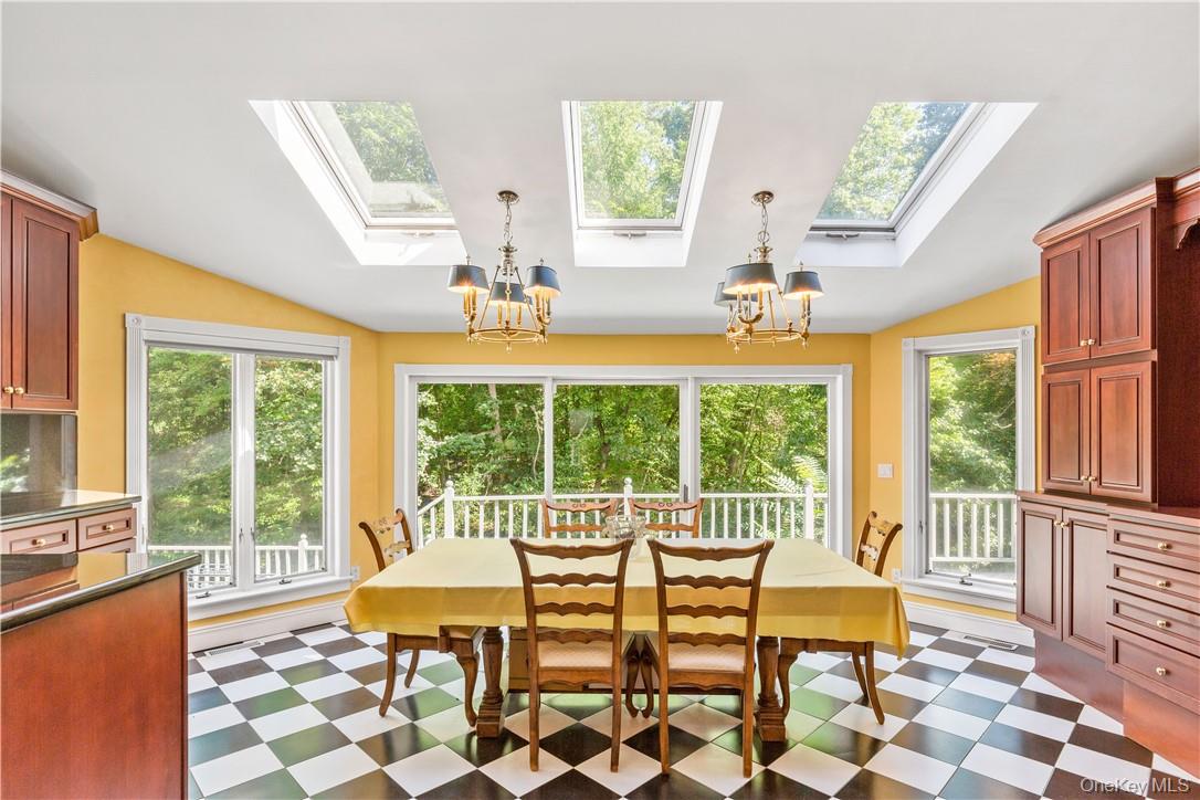 6 Love Lane – For Sale photo 15