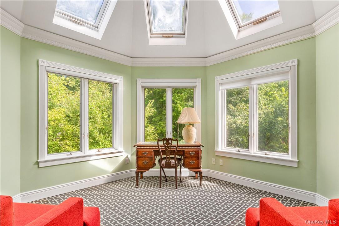 6 Love Lane – For Sale photo 19