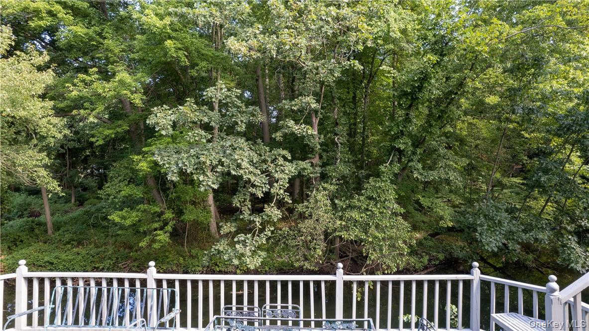 6 Love Lane – For Sale photo 33