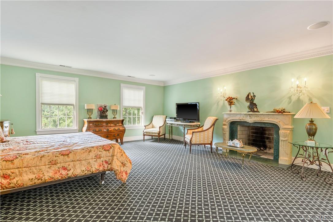 6 Love Lane – For Sale photo 18