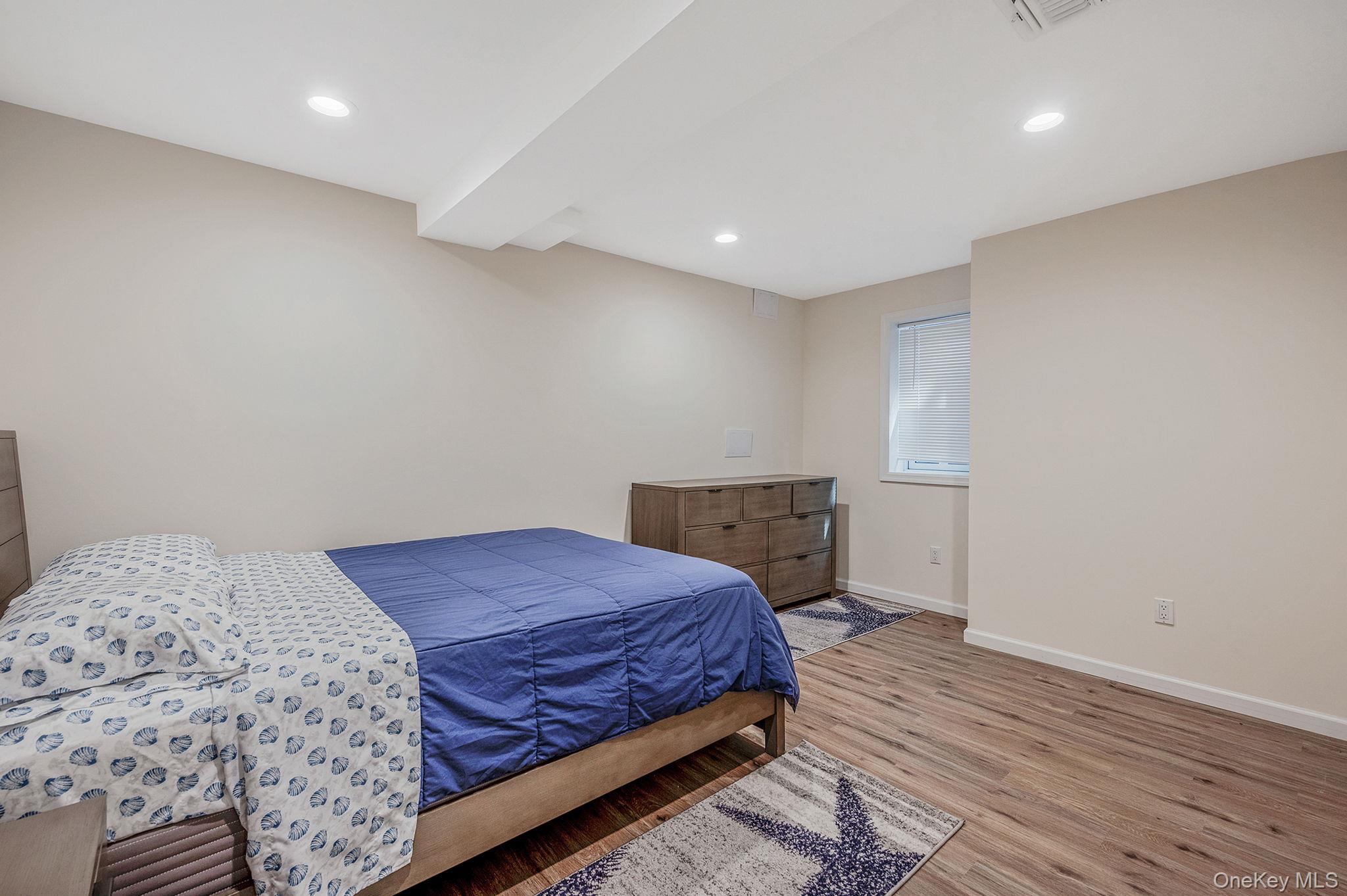 6 Bay Drive – For Rent photo 26