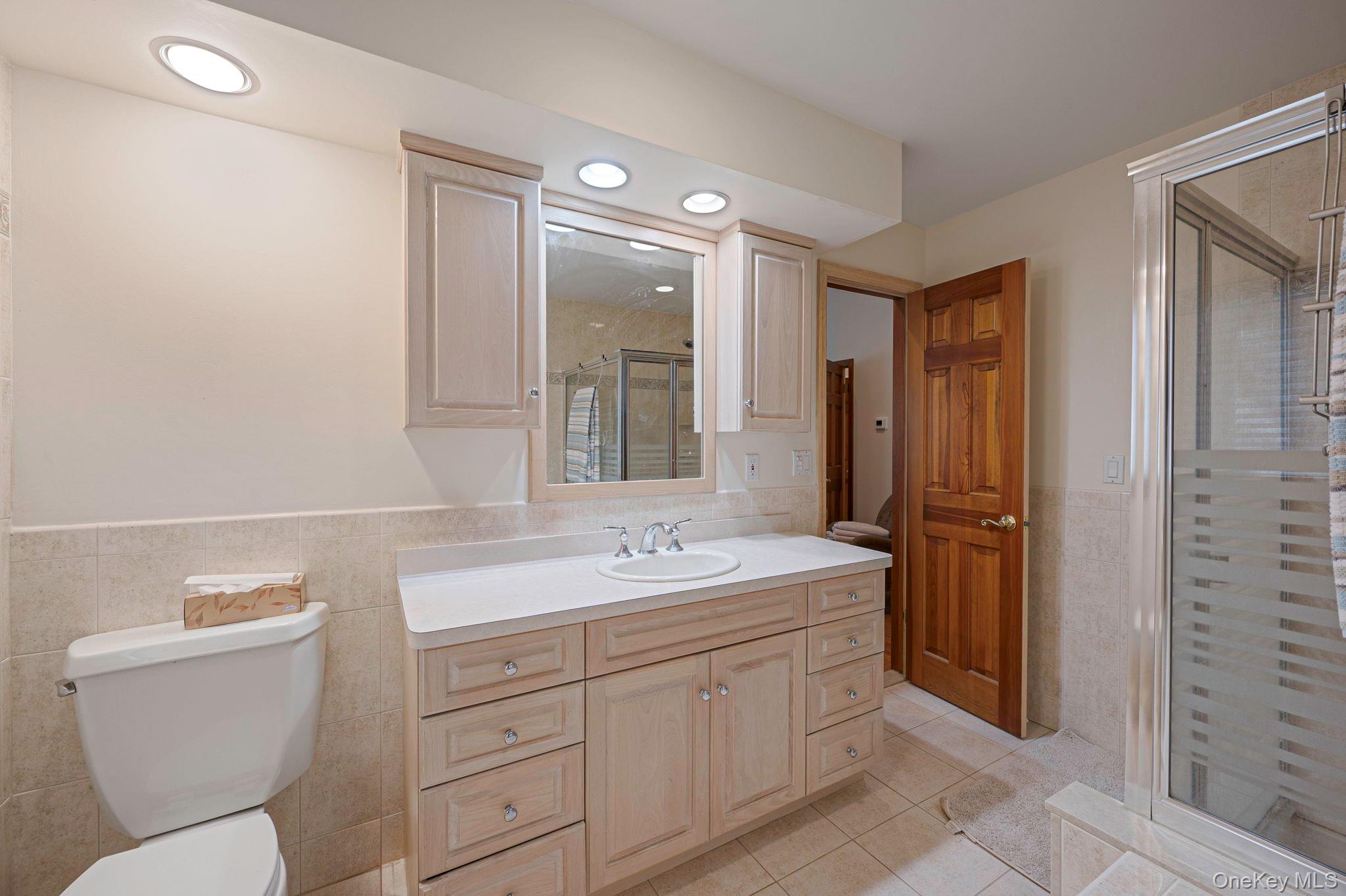 6 Bay Drive – For Rent photo 18
