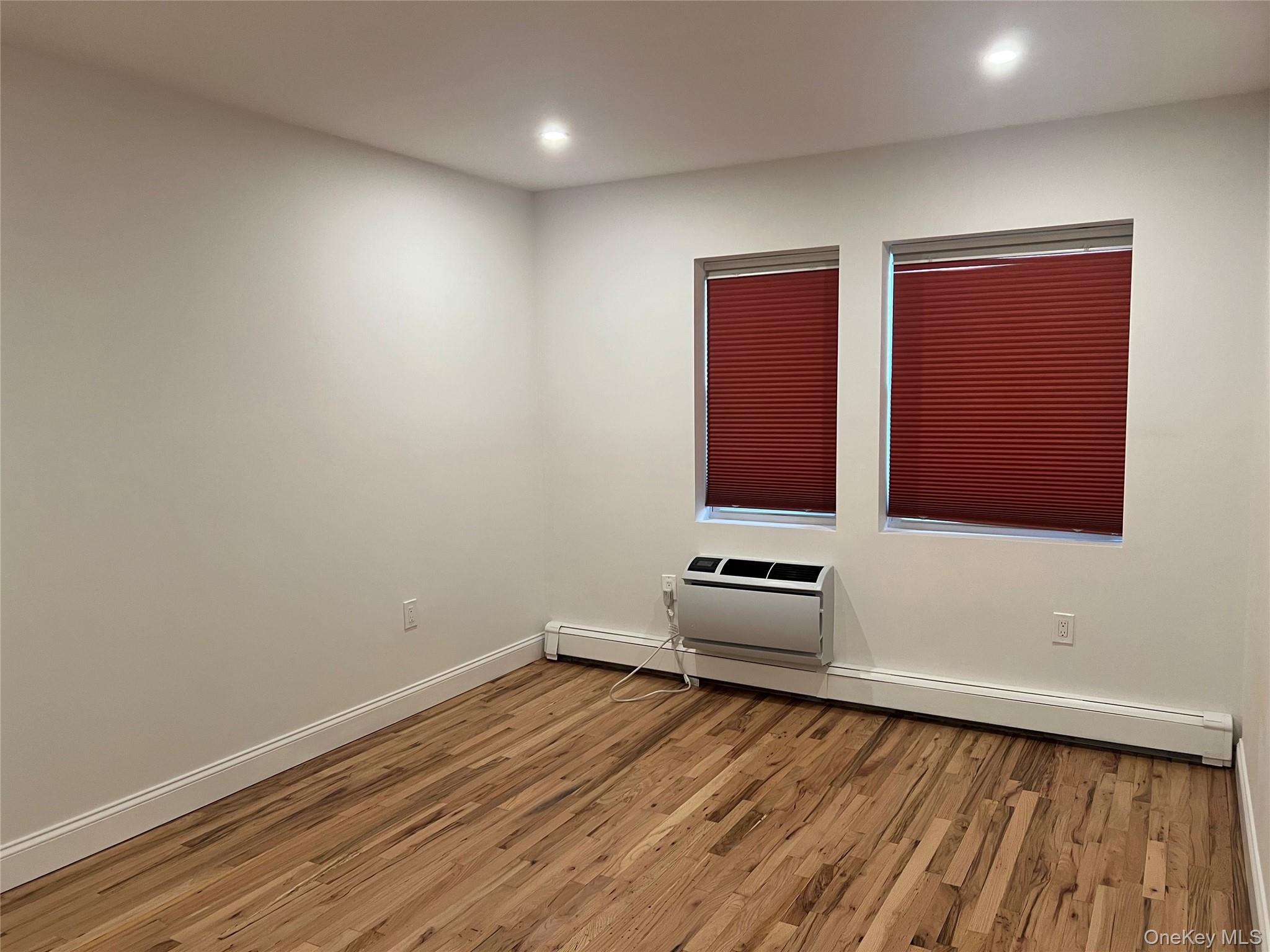 10008 Shore Front Parkway, Unit 20A photo 12