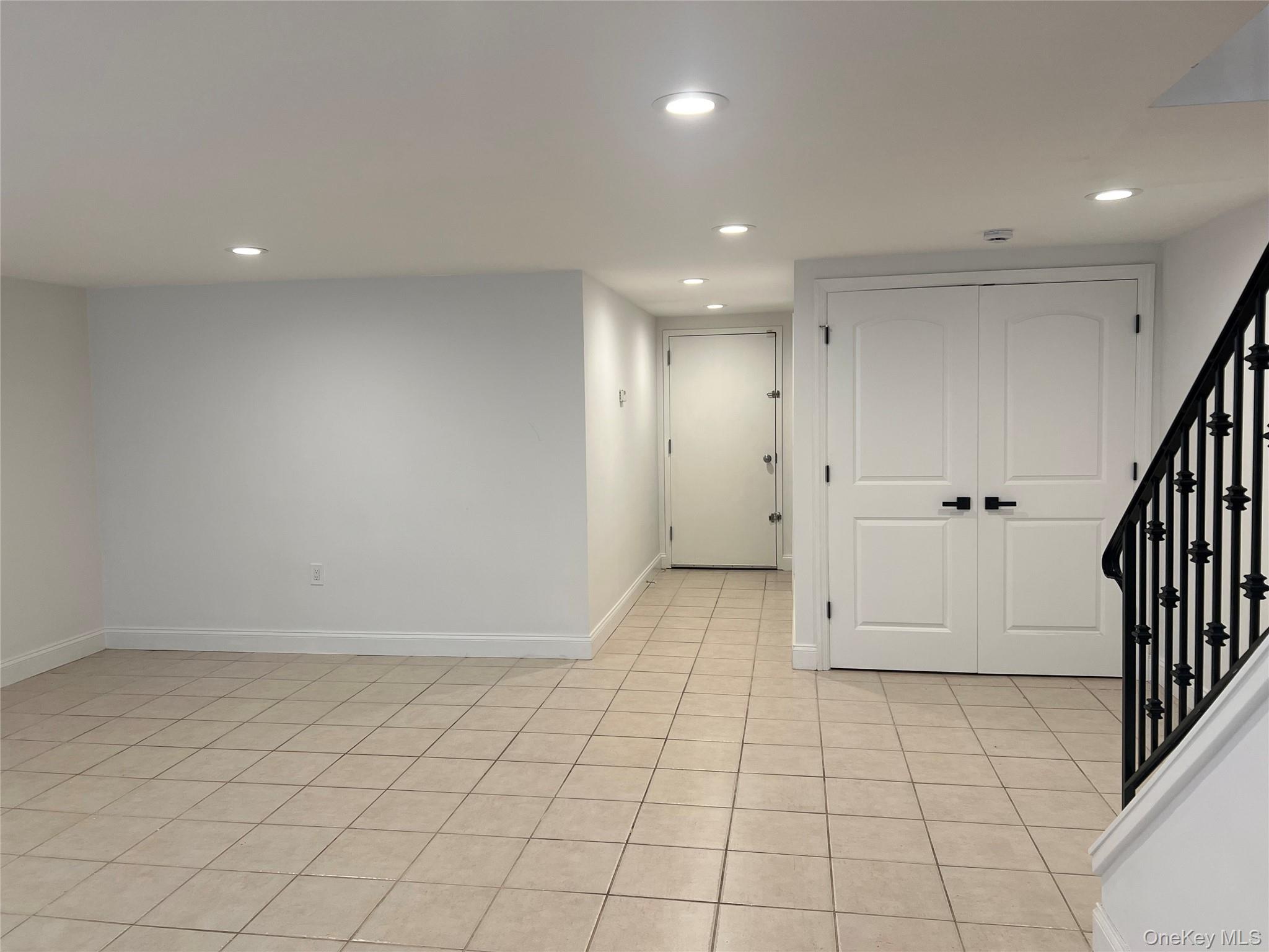10008 Shore Front Parkway, Unit 20A photo 19