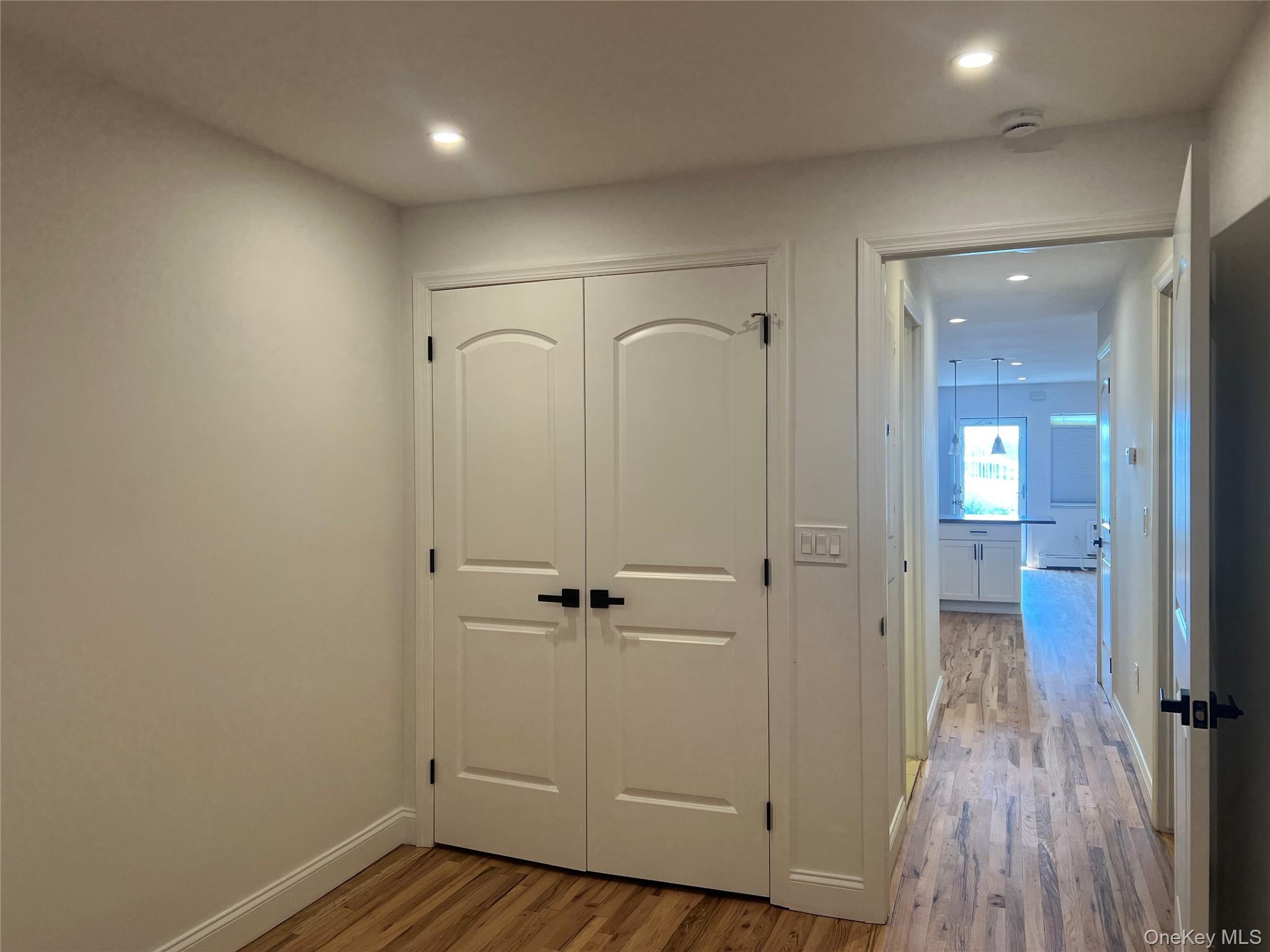 10008 Shore Front Parkway, Unit 20A photo 15