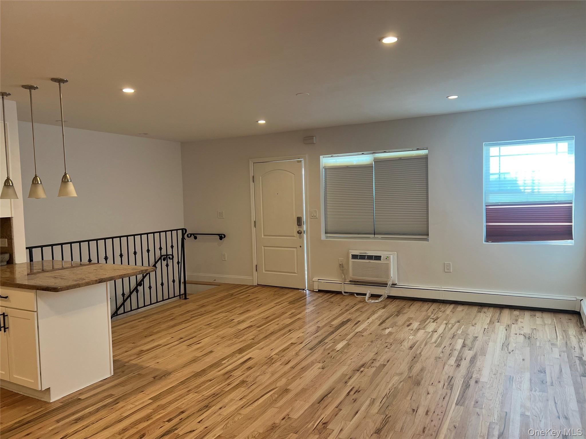 10008 Shore Front Parkway, Unit 20A photo 5