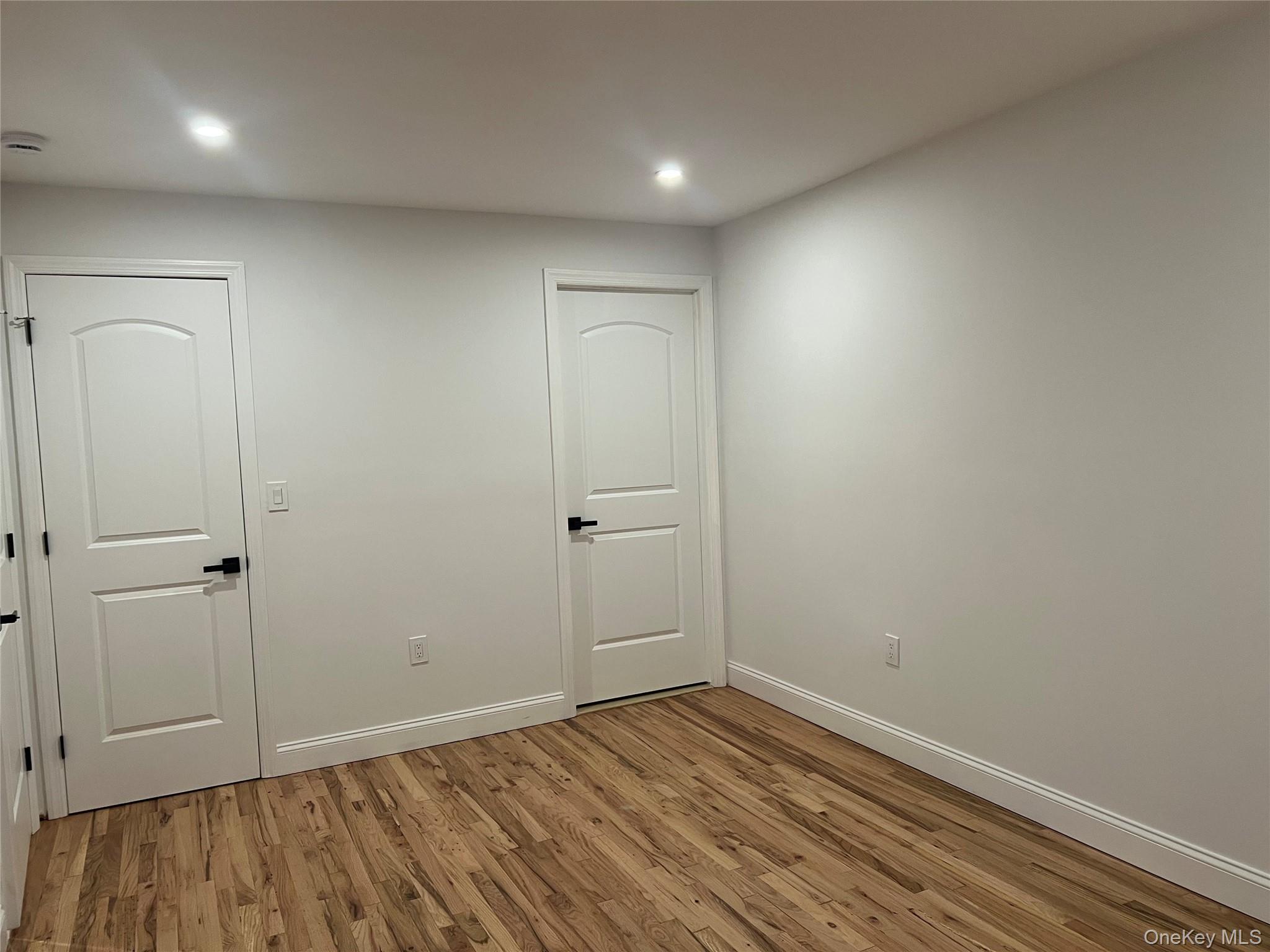 10008 Shore Front Parkway, Unit 20A photo 13