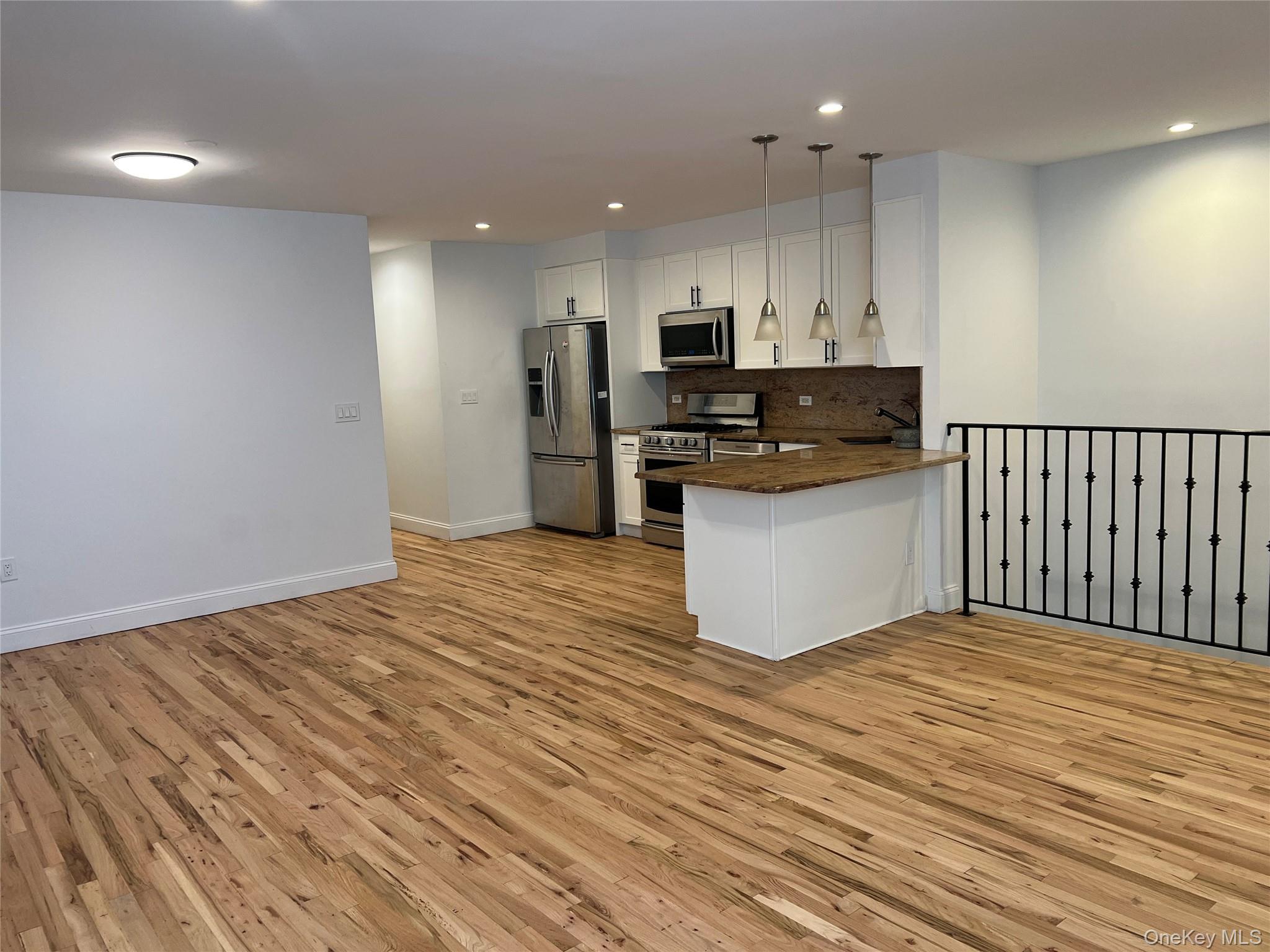 10008 Shore Front Parkway, Unit 20A photo 7