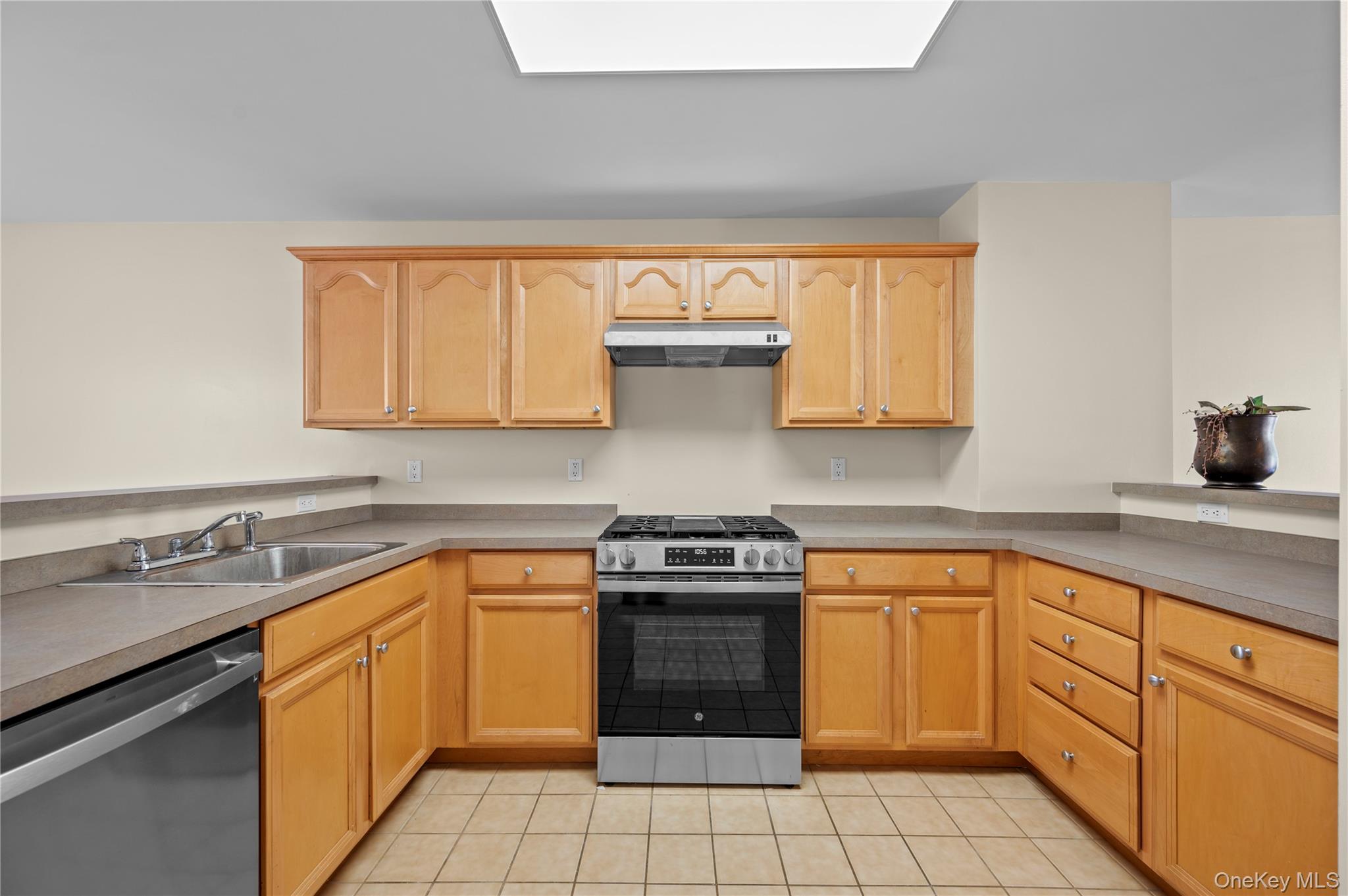 19 Putters Way, Unit 9 photo 6