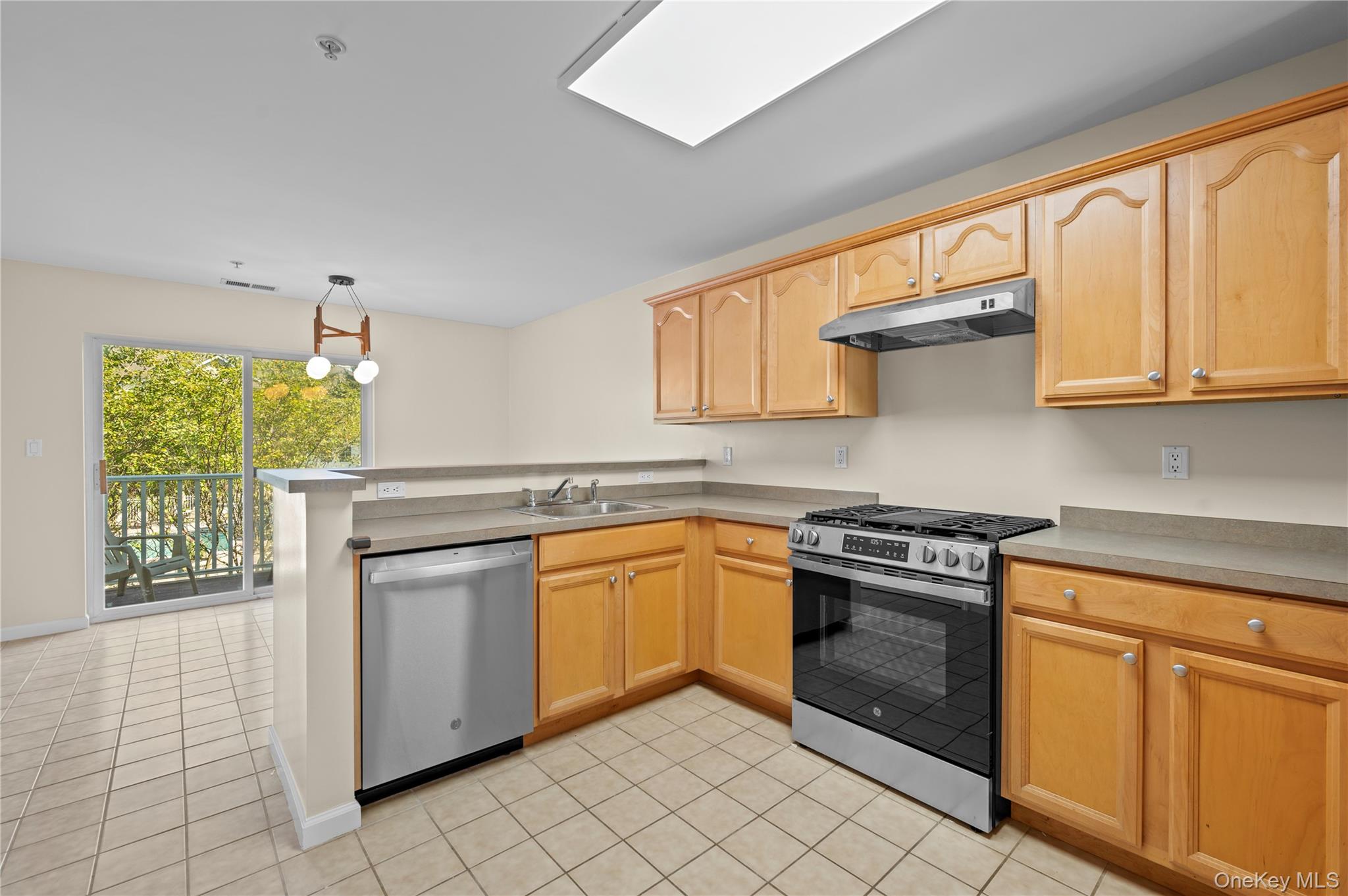 19 Putters Way, Unit 9 photo 7