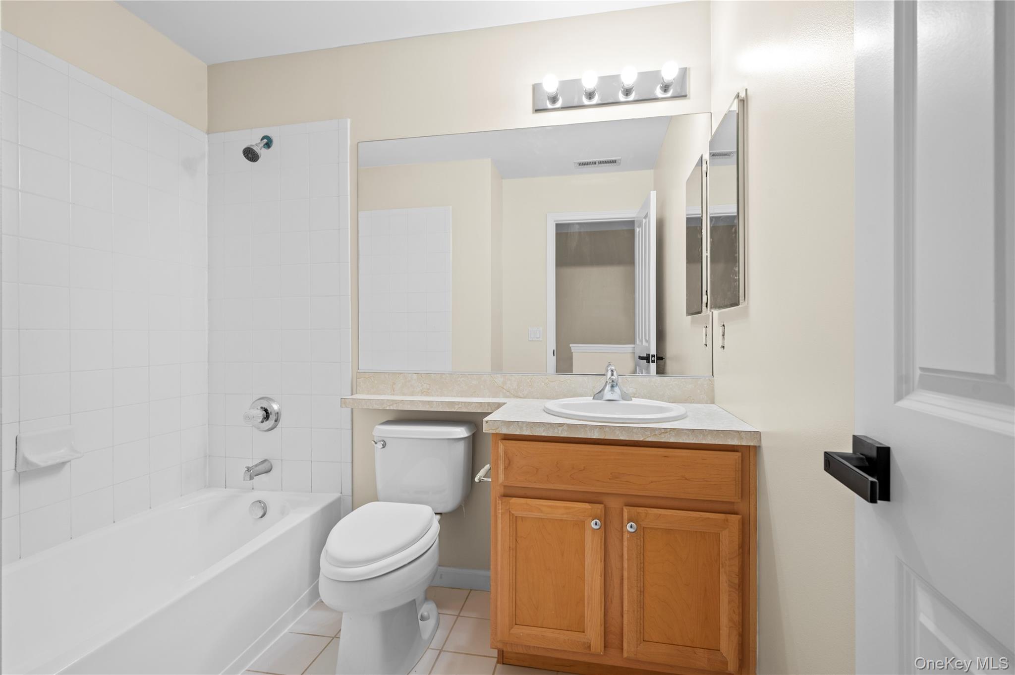 19 Putters Way, Unit 9 photo 15
