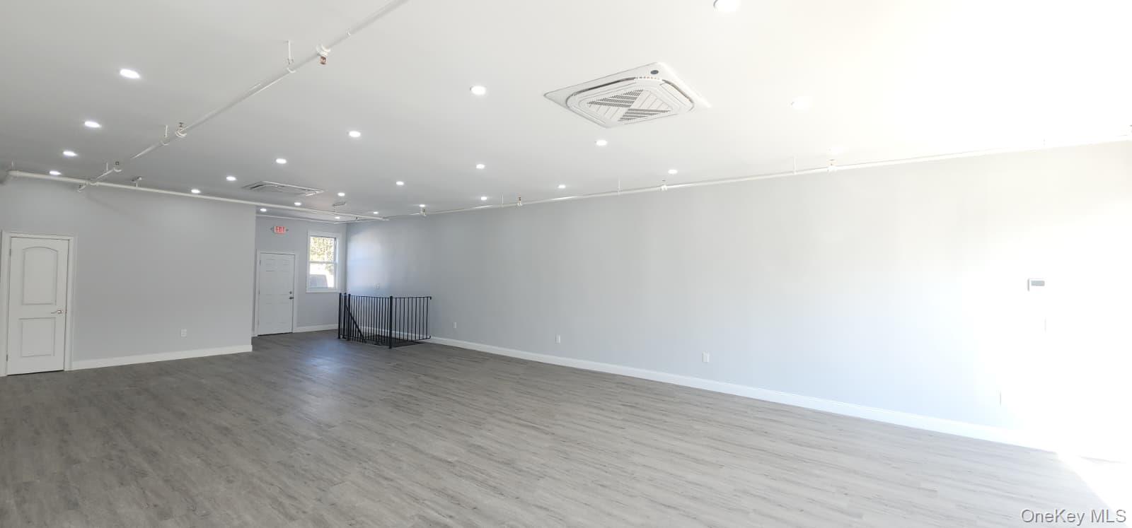 660 Port Washington Boulevard – For Rent photo 8