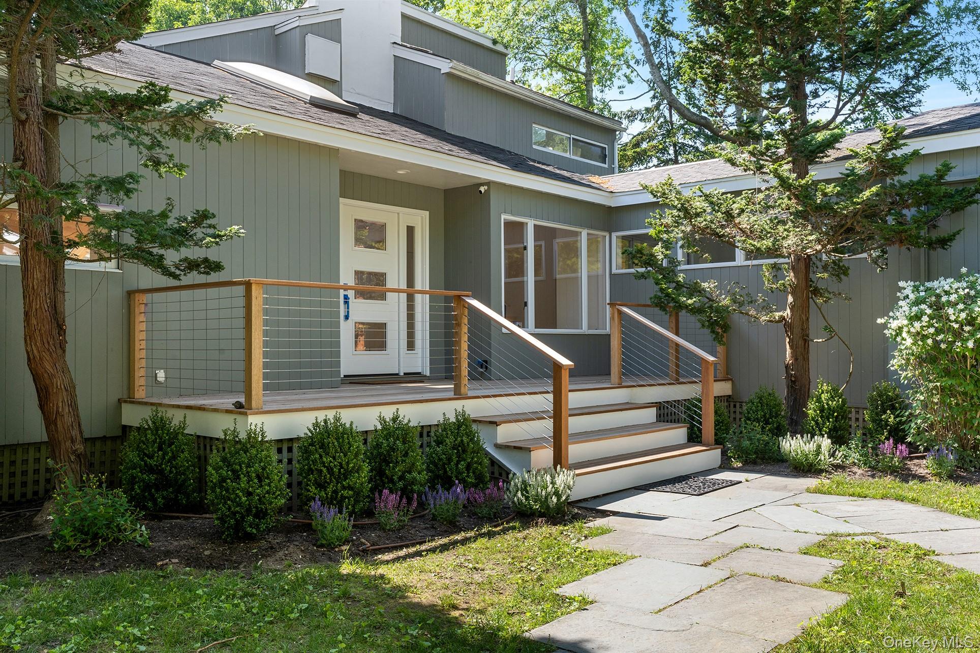 1 Acorn Path – For Sale photo 3