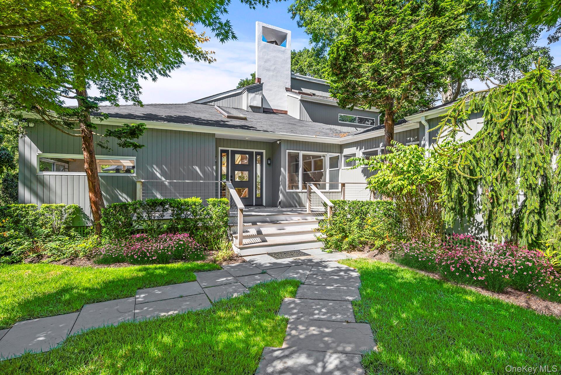 1 Acorn Path – For Sale photo 2