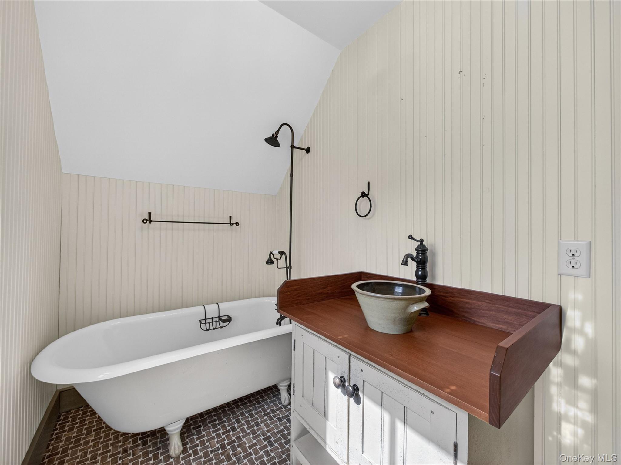 43 Rockland Avenue – For Sale photo 20