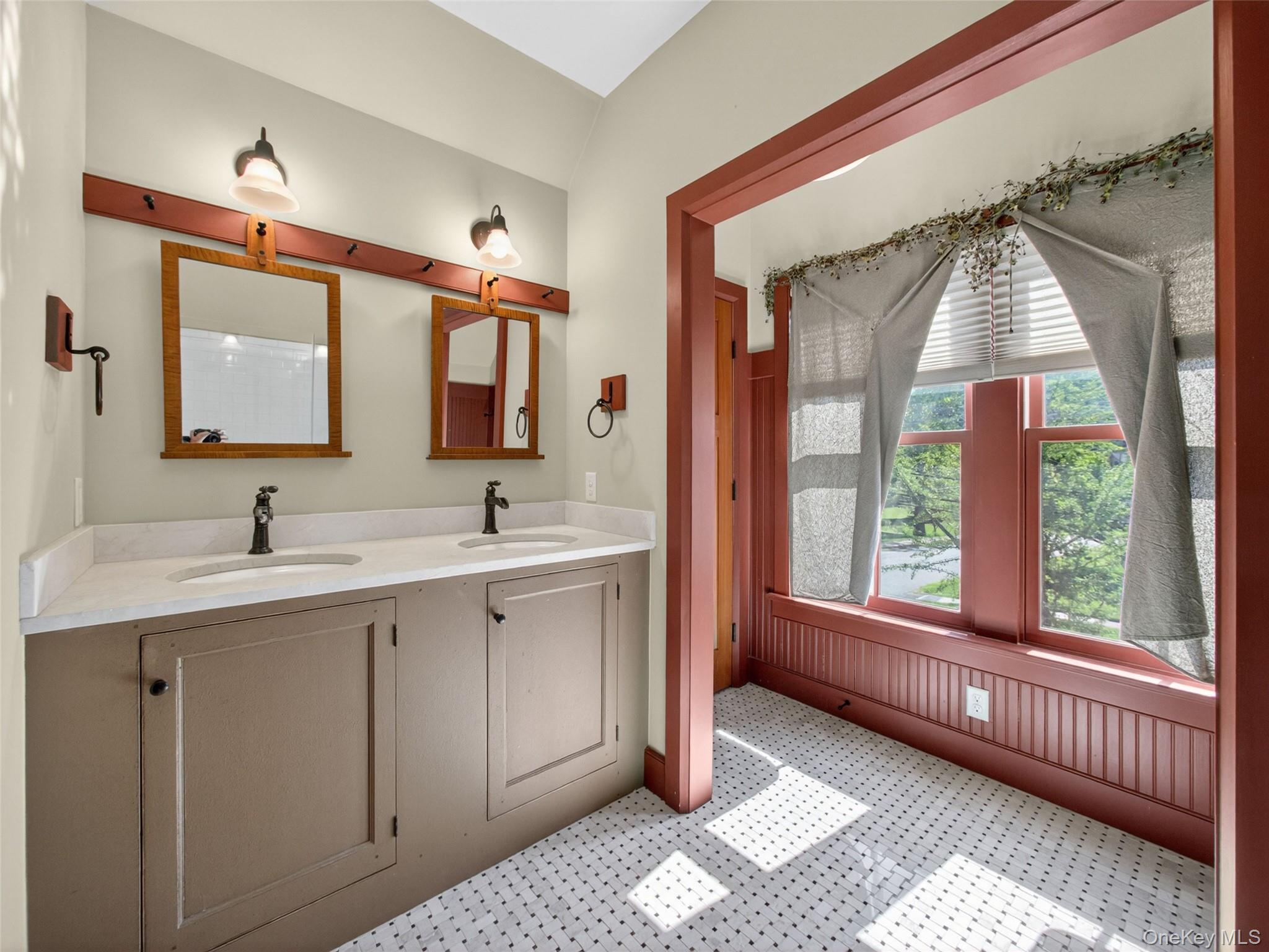 43 Rockland Avenue – For Sale photo 23