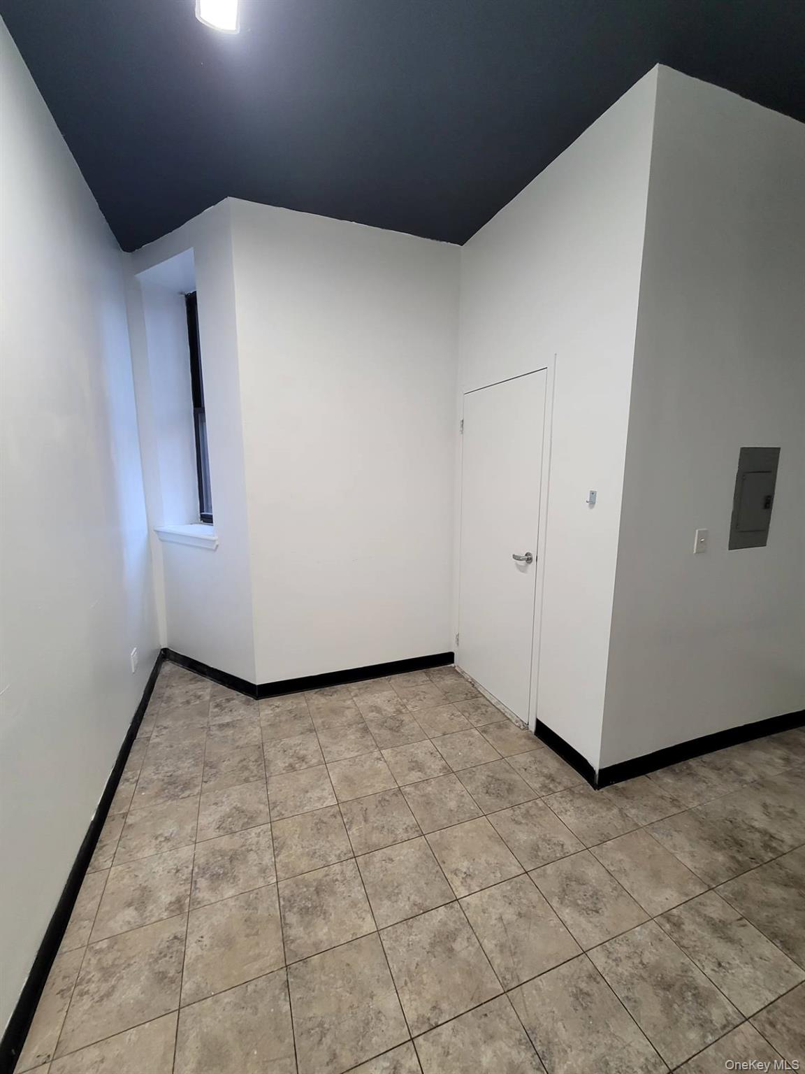 537 Claremont Parkway, Unit Comm B photo 3