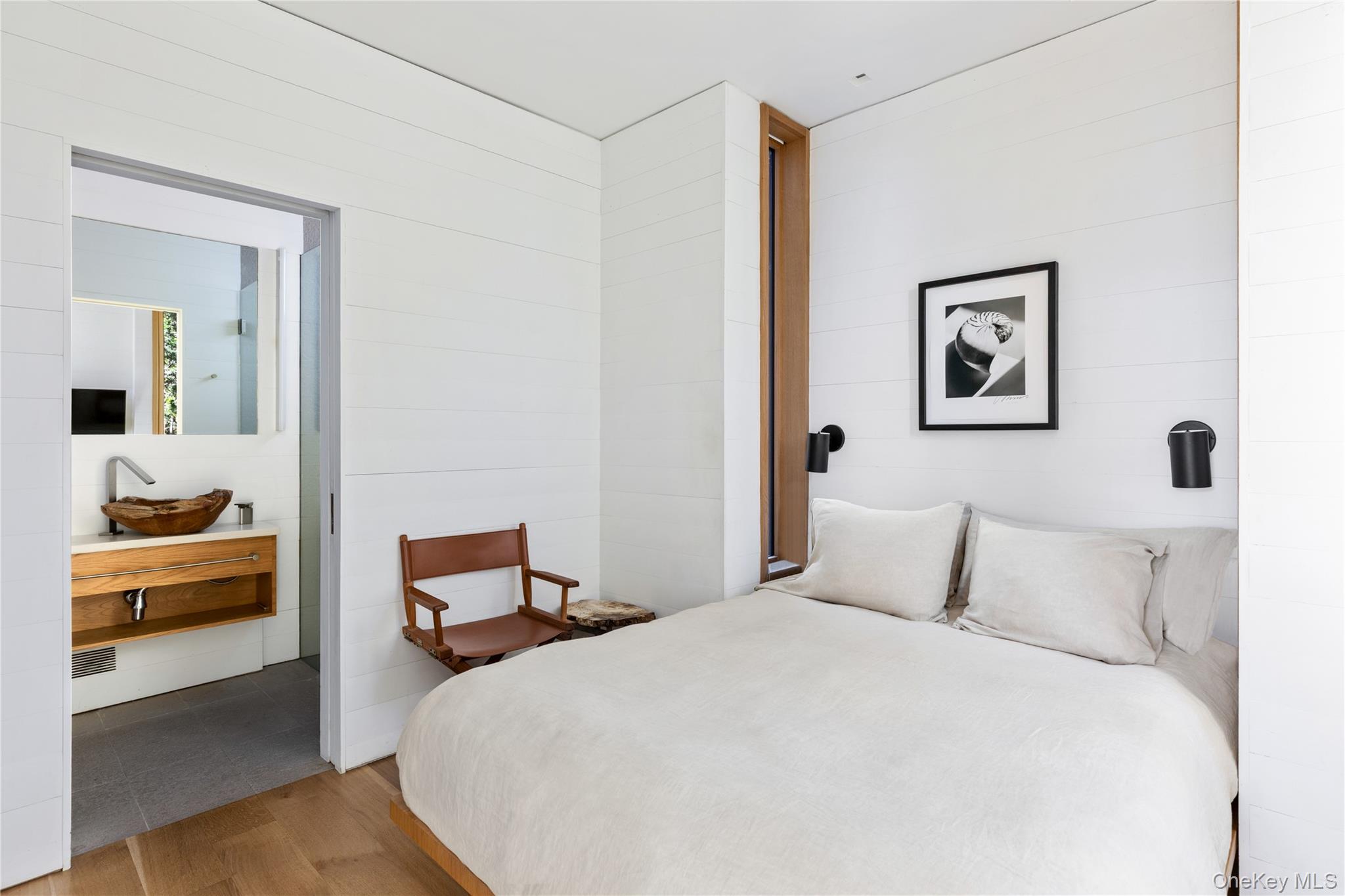 0 Charach & 1 West Walk – For Sale photo 8
