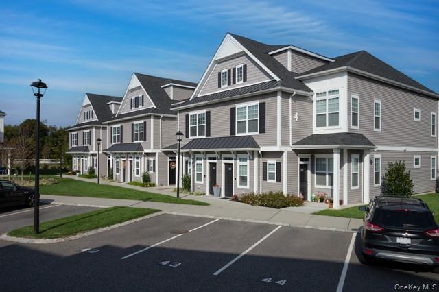 300 Sutton Court, Unit 165