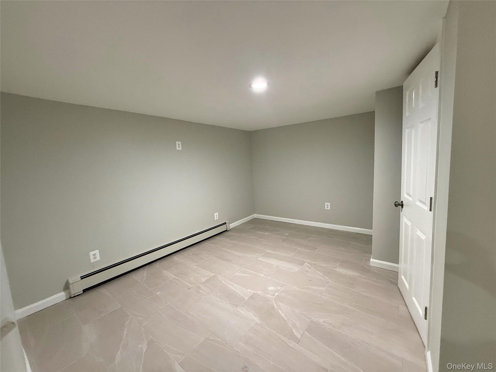248 E Shore Road – For Sale photo 42
