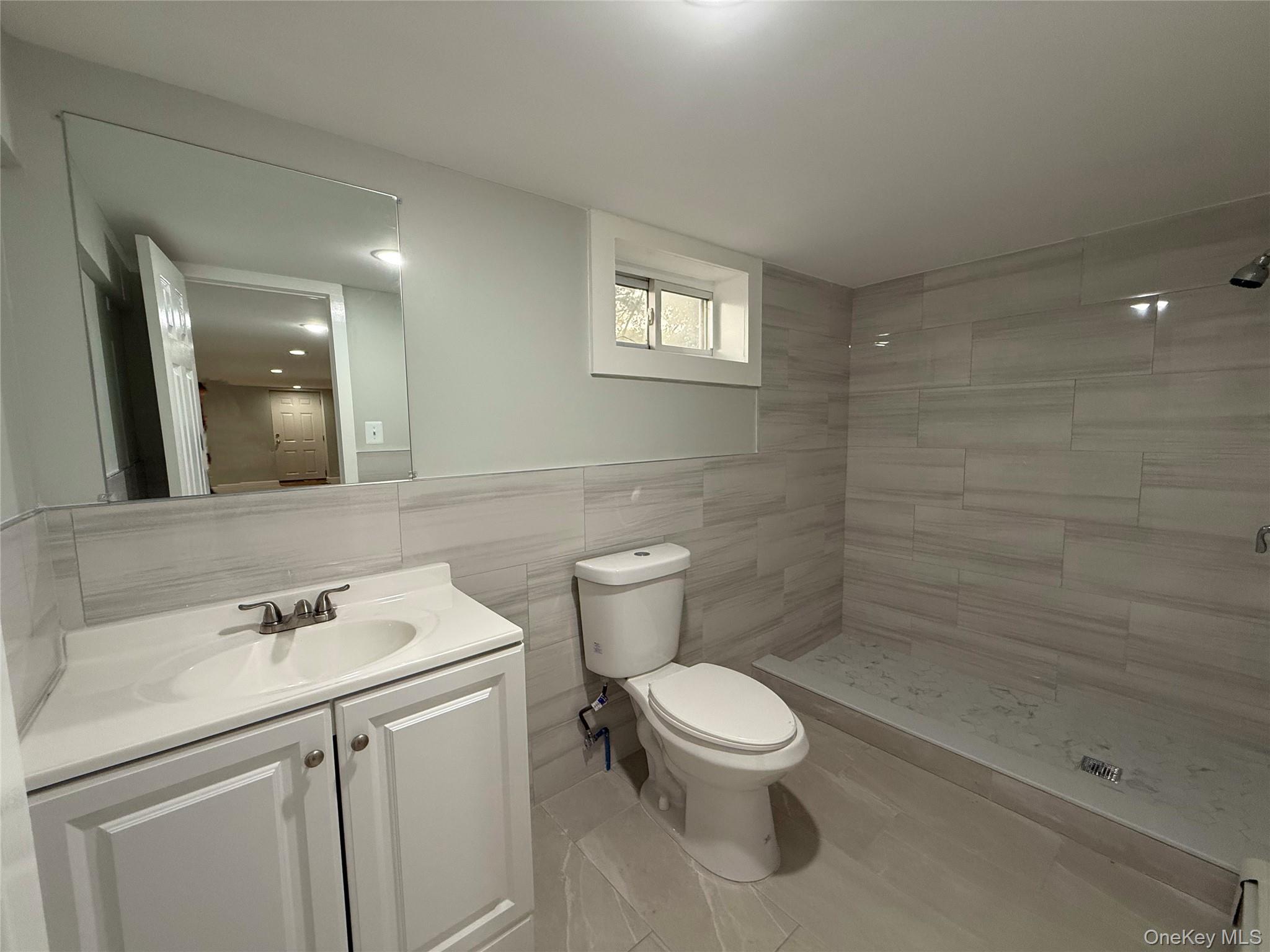248 E Shore Road – For Sale photo 44