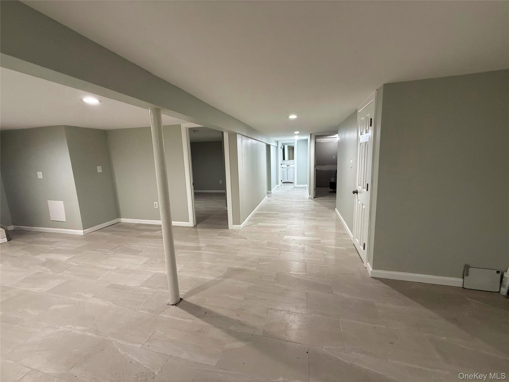 248 E Shore Road – For Sale photo 40
