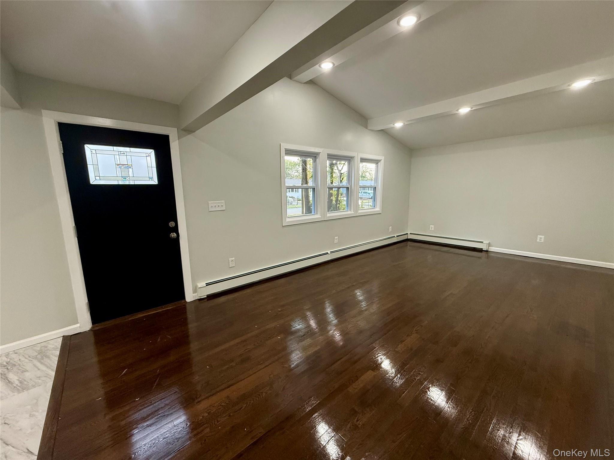 248 E Shore Road – For Sale photo 29