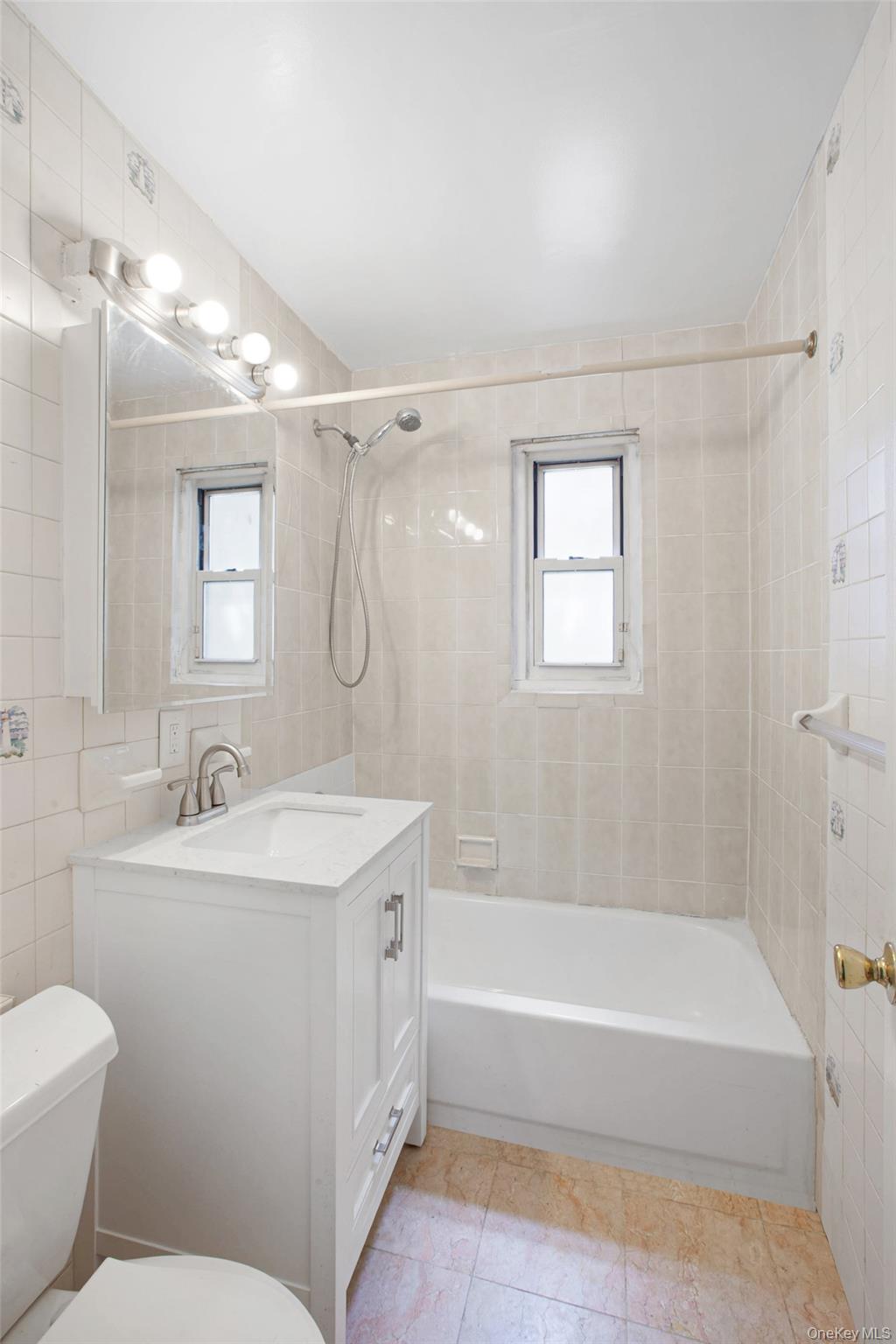 196-35 Dunton Ave Hollis, Unit 1 photo 8
