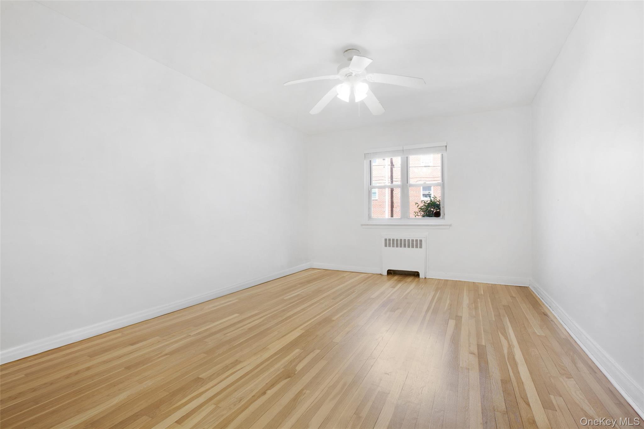 196-35 Dunton Ave Hollis, Unit 1 photo 3